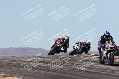 media/Dec-07-2025-CVMA (Sun) [[3e7d2de5dc]]/Race 7-Formula Lightweight Twins Shootout/